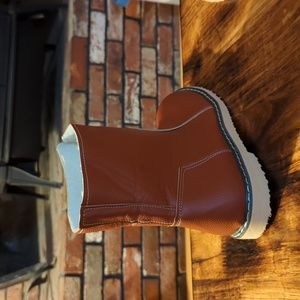 Shearling lined boots